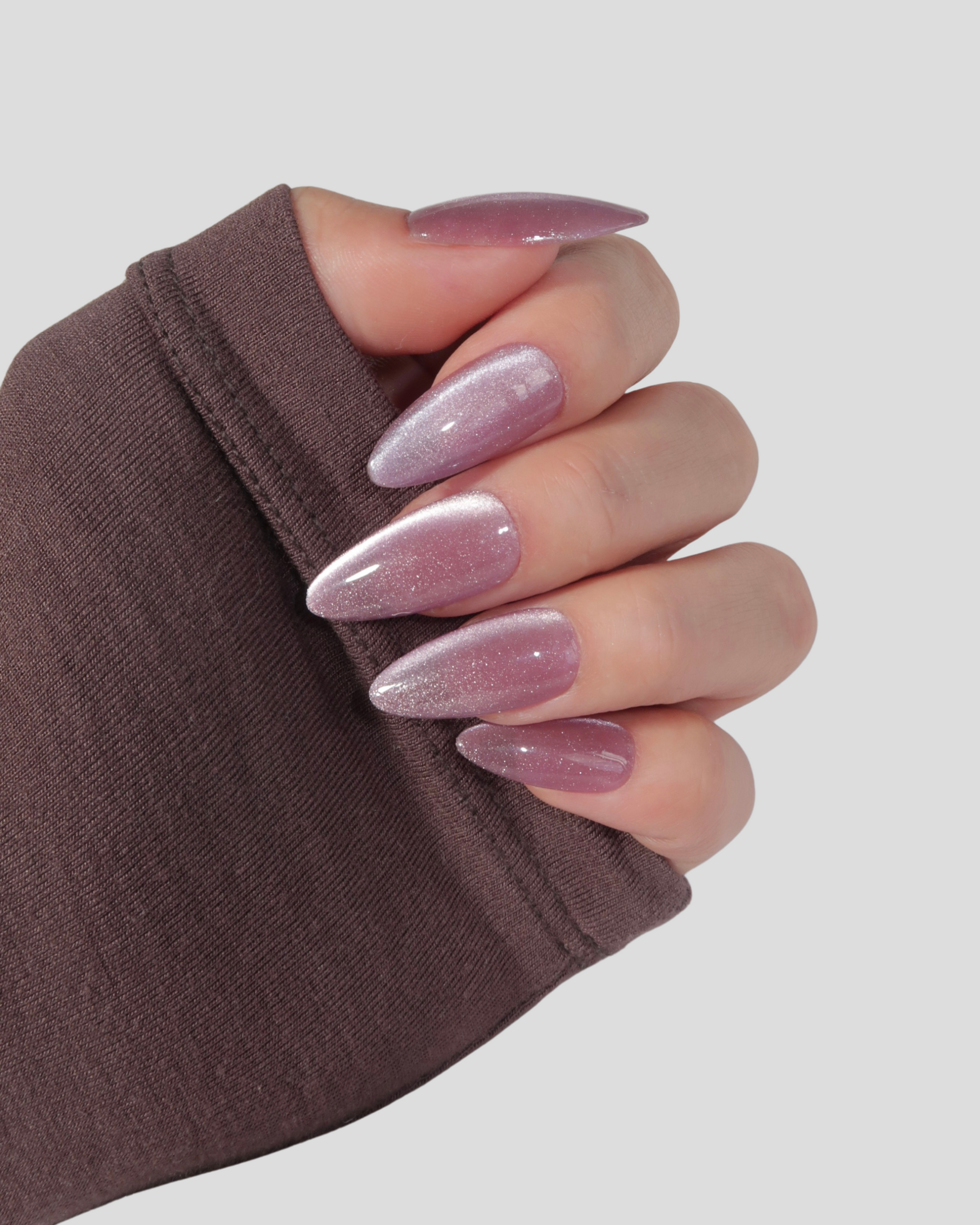 Violet Tulip: Velvet Cat Eye Nails