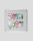 Old Pond: Cute Almond Nails
