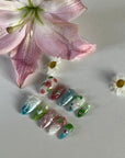 Old Pond: Cute Almond Nails