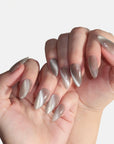 Siren Light: Velvet Cat Eye Nails