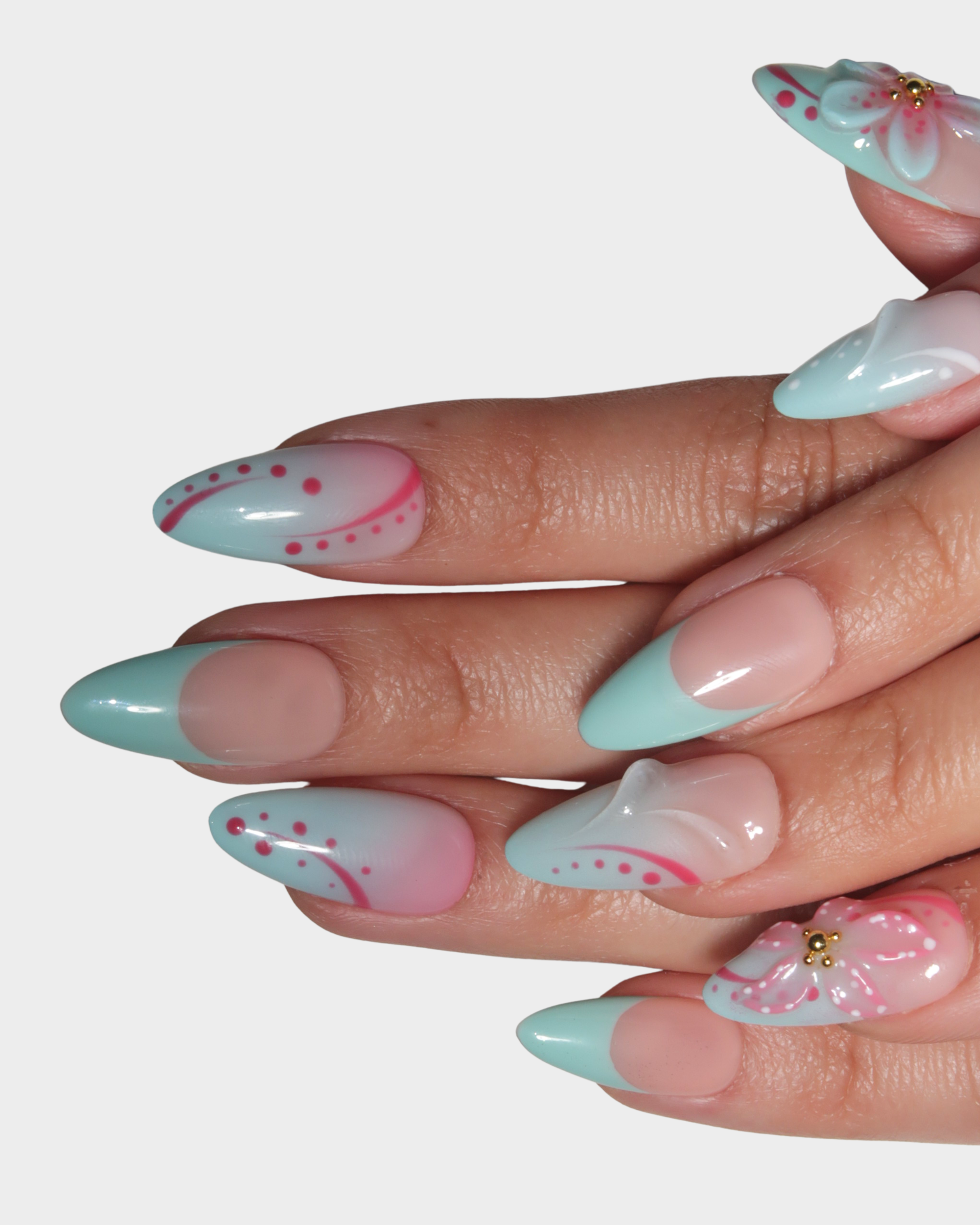 Aqua Tropic: Viral Mint French 2000s