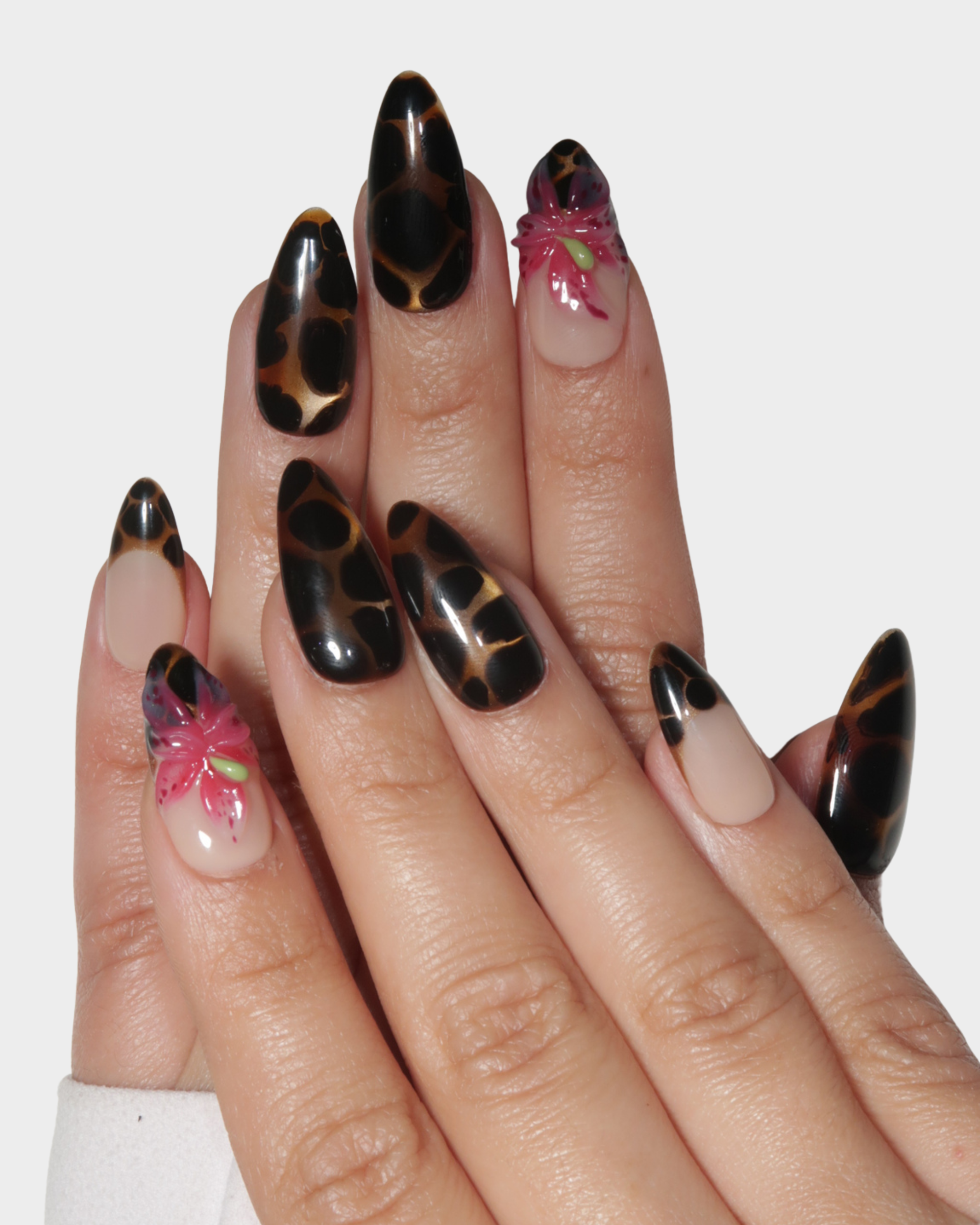 Glass Leopard: Cat-Eye Leopard Print