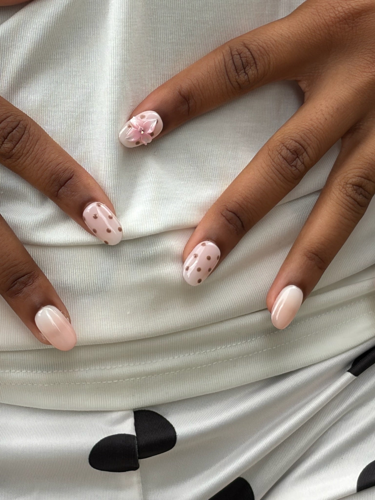 Dreamy Dots: Pastel Brown &amp; Pink Chic
