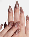Toffee Nude: Velvet Cat Eye Nails