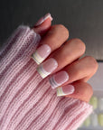 Pastel Mood: Candy Stripes Nails